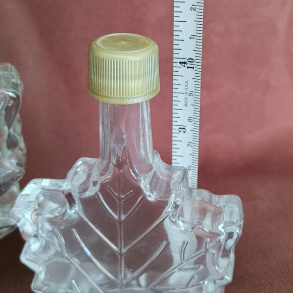 Leaf-Shaped Clear Glass Bottle  Set of 3 - Picture 7 of 8